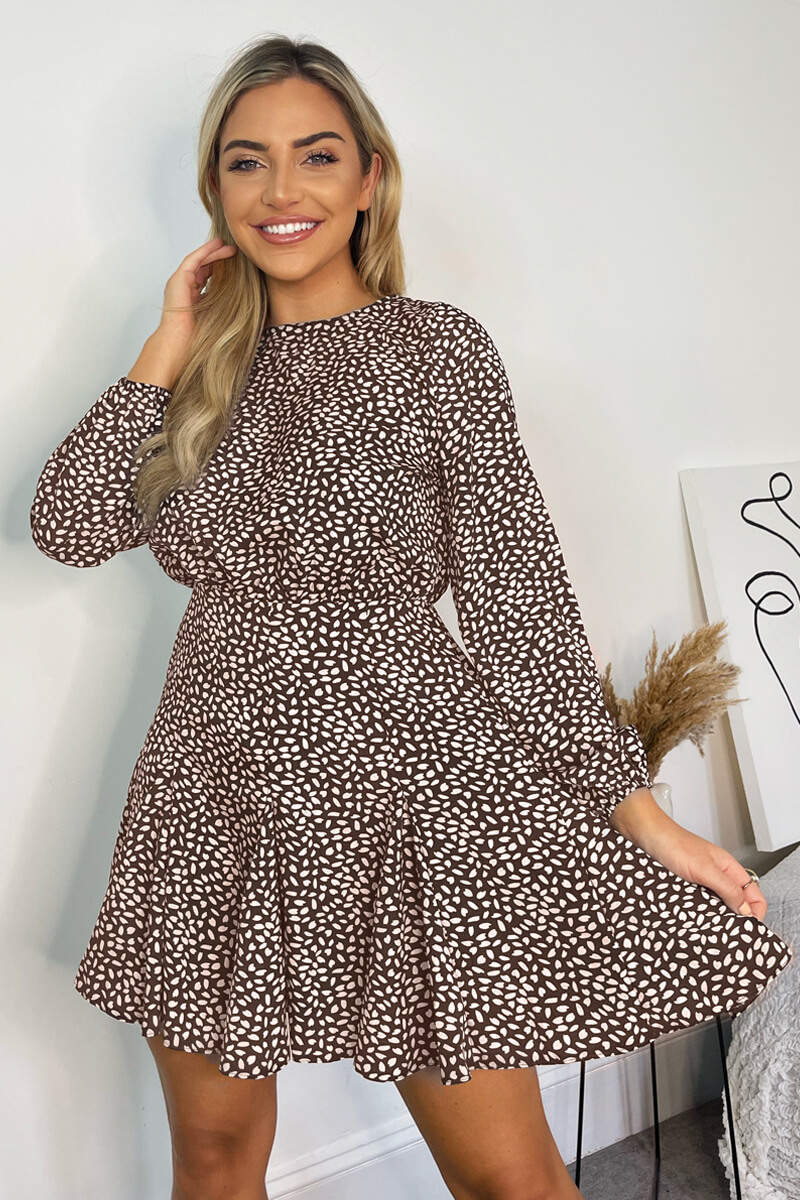 Brown Pleated Long Sleeve Skater Dress - Swimclubus